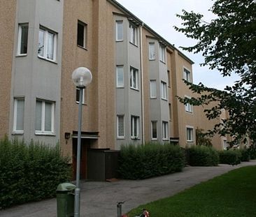 Himmelstalundsvägen 37 A - Photo 1