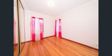 13 Keith Crescent, Broadmeadows, VIC 3047 - Photo 3