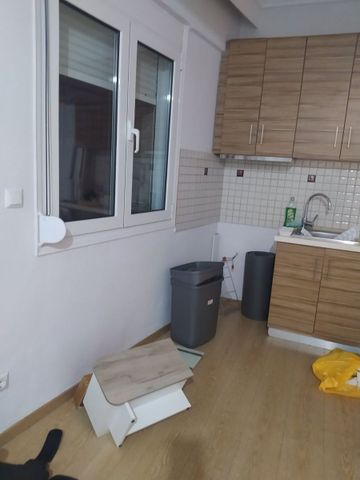 Studio/Γκαρσονιέρα για ενοικίαση Ελπίδος (Πολίχνη) - Photo 2