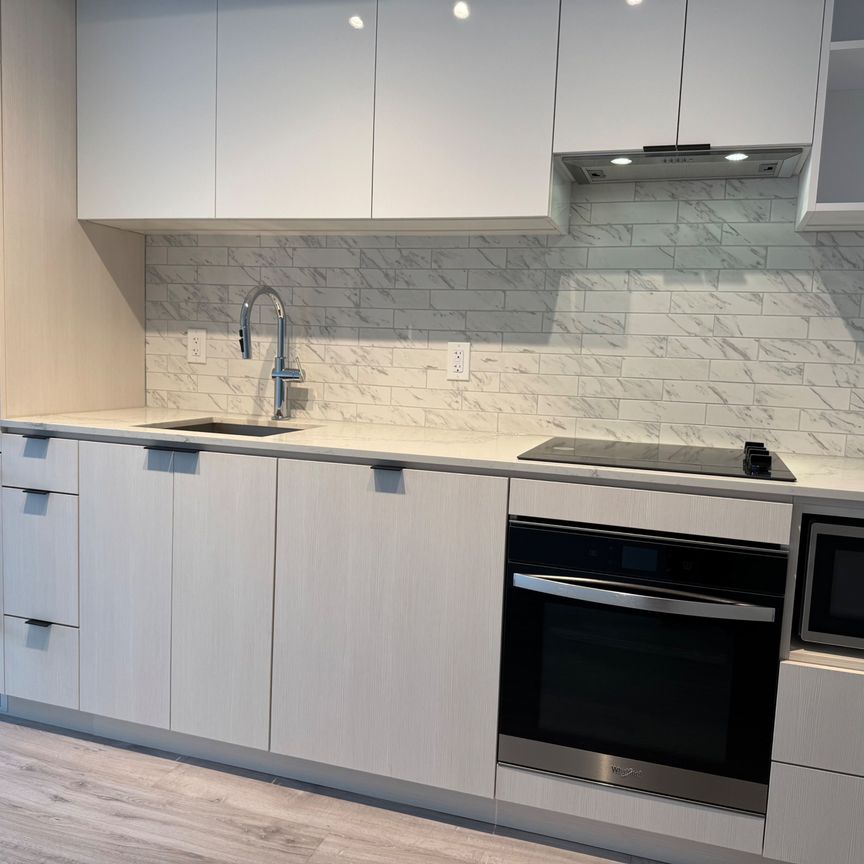 For Lease - 252 Church Street Unit# 717, Toronto, Ontario - Photo 1