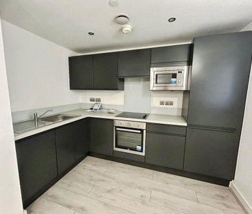 2 bedroom flat to rent - Photo 6