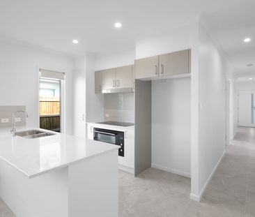 Brand New Beauty in Banya – 4-Bedroom Family Haven - Photo 2