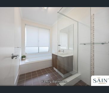 Stunning Family Home - Photo 3