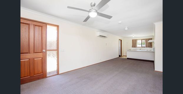 3 Bedroom in Ashmore, new floors, new appliance,new kitchen - Photo 1