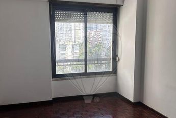 Apartamento T3 em Lisboa