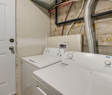 For Lease - 8 Clearview Heights, Toronto, Ontario - Photo 4