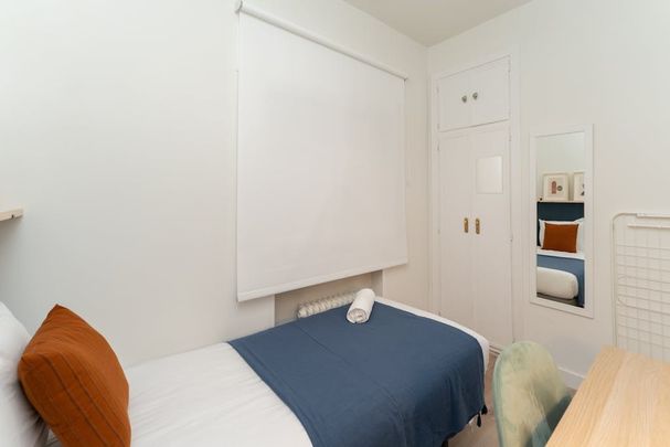 Calle de Ayala, Madrid, Community of Madrid 28001 - Photo 1