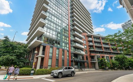 For Lease - 36 Bruyeres Mews Unit# TH06, Toronto, Ontario - Photo 5