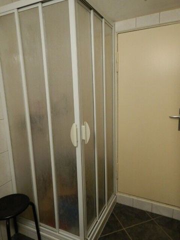 Appartement bon marché dans une propriété bien entretenue - Photo 4