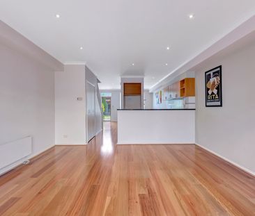 9 Elesbury Avenue, Brunswick East VIC 3057 - Townhouse For Rent | D... - Photo 2