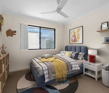 YOUR NEW FAMILY HOME AWAITS YOU! - Photo 3