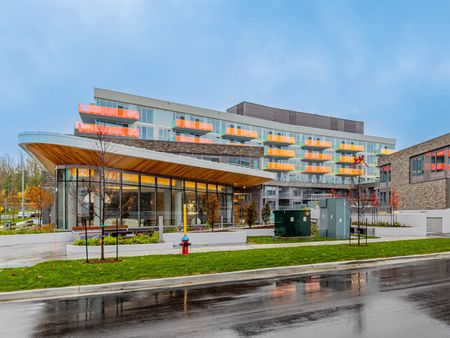 For Lease - 333 Sunseeker Avenue Unit# 136, Innisfil, Ontario - Photo 5