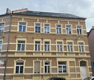 Schöne 3-Raum Wohnung zentral gelegen - Photo 1