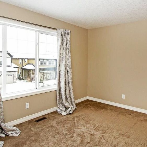 **Lake Community Living At Its Finest: Impressive 2 Storey Home In Mahogany** Special Incentive - Photo 1