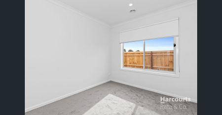 Modern Family Home in Beveridge - Photo 3