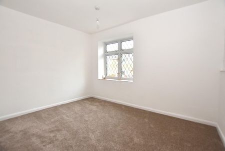 2 bedroom House To Let - Photo 4