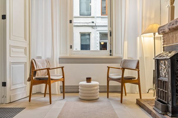 Prachtig gerenoveerd herenhuis in de gewilde Zurenborg wijk! - Photo 1