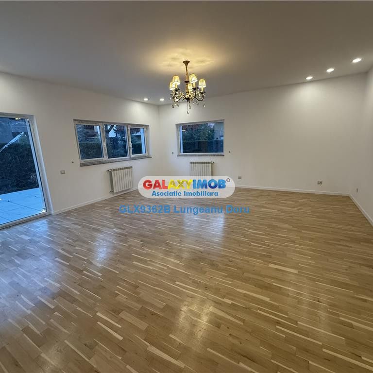 Vila P 1E,Garaj, 6 camere, Renovata, Curte 580 mp, Drumul Ne - Fotografie 1