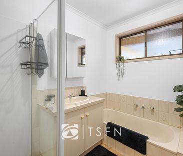 Neat Two Bed Unit For Lease - Photo 4