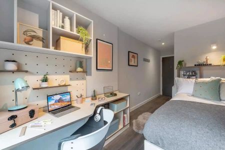 4 Bed Premium Ensuite - Photo 5