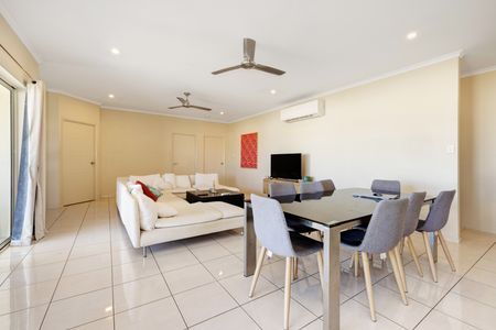 SHARE HOUSE/4 Jindalee Crescent - Photo 2