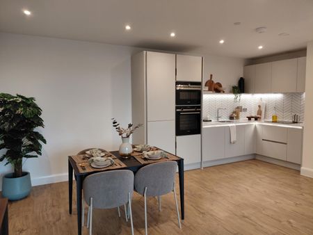 UNCLE Colindale, Barnet, London - Photo 2