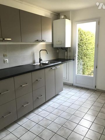 DANS LOTISSEMENT AU CALME - Photo 3