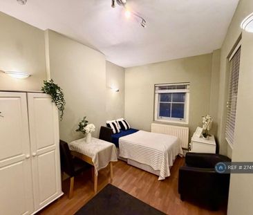 1 bedroom in a flat share to rent - Photo 5