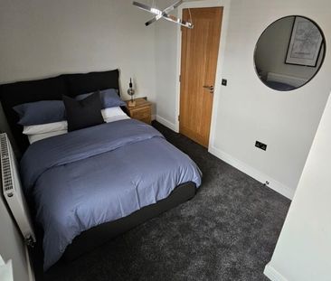 Room 3, Longroyd Terrace, Beeston, LS11 5HJ - Photo 5