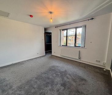 4 Diamond Grove, Belfast, BT10 0HW - Photo 1