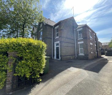 1 bedroom in a house share to rent - Photo 1