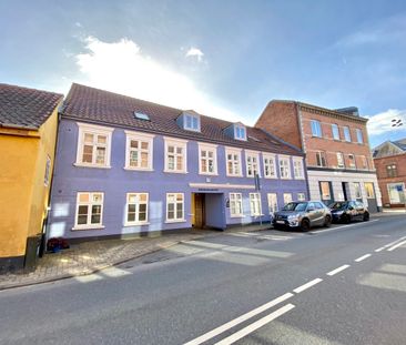 Charmerende 2-værelses lejlighed i Odense C - Photo 1
