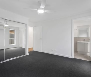 UNIQUE SHARE HOME - LEASING INDIVIDUAL ROOMS LARGE BEDROOMS WITH EN... - Photo 5
