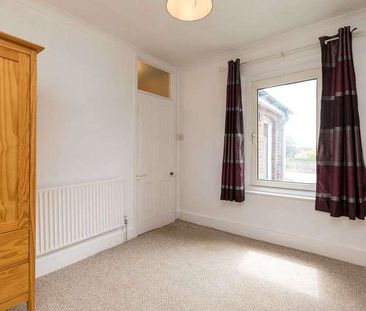 Swindon Road, Horsham, RH12 - Photo 6