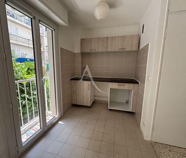 Location Appartement 1 pièce 25m² NICE 06000 - Photo 3