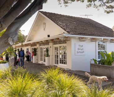 Spacious Two Bedroom Garden Apartment In The Heart of Rose Bay - Photo 5