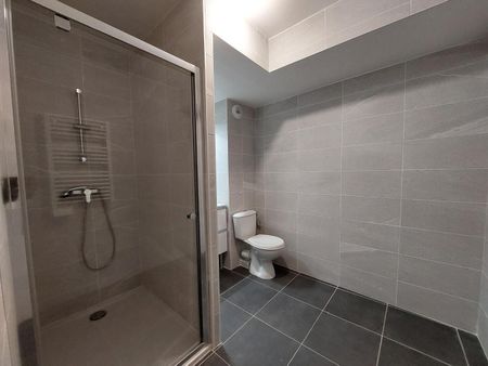 location Appartement T2 DE 41.3m² À NICE - Photo 5