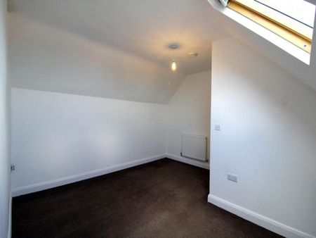 3 Bedroom House For Rent - Photo 5