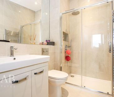 5 bedroom terraced house to rent - Photo 5