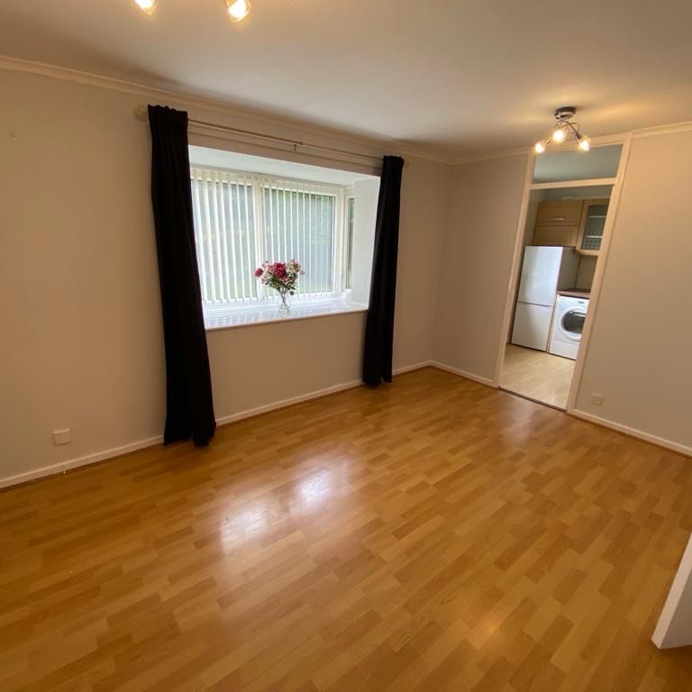 2 Bed Flat, Redholme, S10 - Photo 1