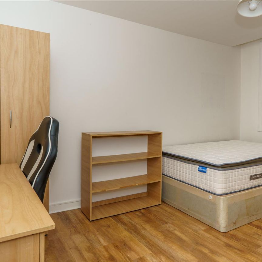 6 bed apartment to rent in Clayton Street West, Newcastle Upon Tyne, NE1 - Photo 1