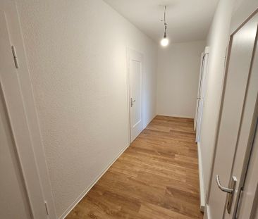 Ihr neues Zuhause erwartet Sie!Erstbezug nach komplett Renovierung ... - Photo 1