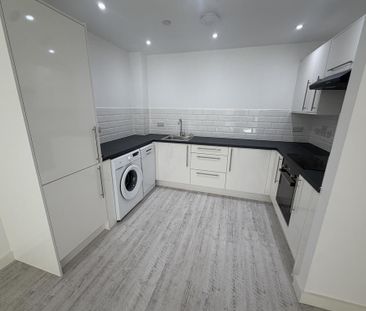 1 bedroom flat to rent - Photo 2