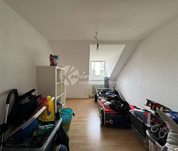 Gut geschnittene 3-Zimmer-Dachgeschosswohnung in Augsburg-Göggingen - Photo 6