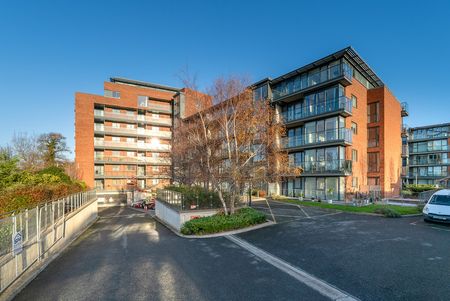 Weavers Hall, Levmoss Park, Leopardstown, Dublin 18, D18 F896 - Photo 2