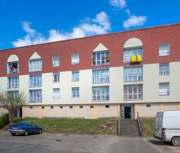 LE BOURG - Photo 1