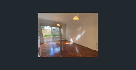 Beautiful Home, Great Location! - Photo 5