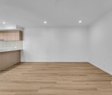 Brand New Town House - Photo 6
