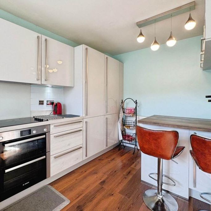 3 bedroom detached house to rent - Photo 1
