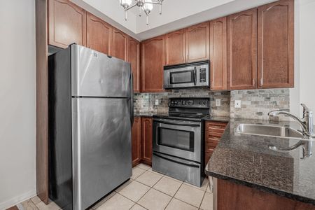 For Lease - 68 Carr Street Unit# TH21, Toronto, Ontario - Photo 3